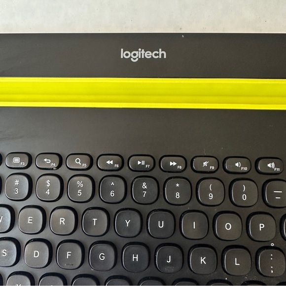 Logitech Black Keyboard with Yellow Slot - Picture 3 of 3